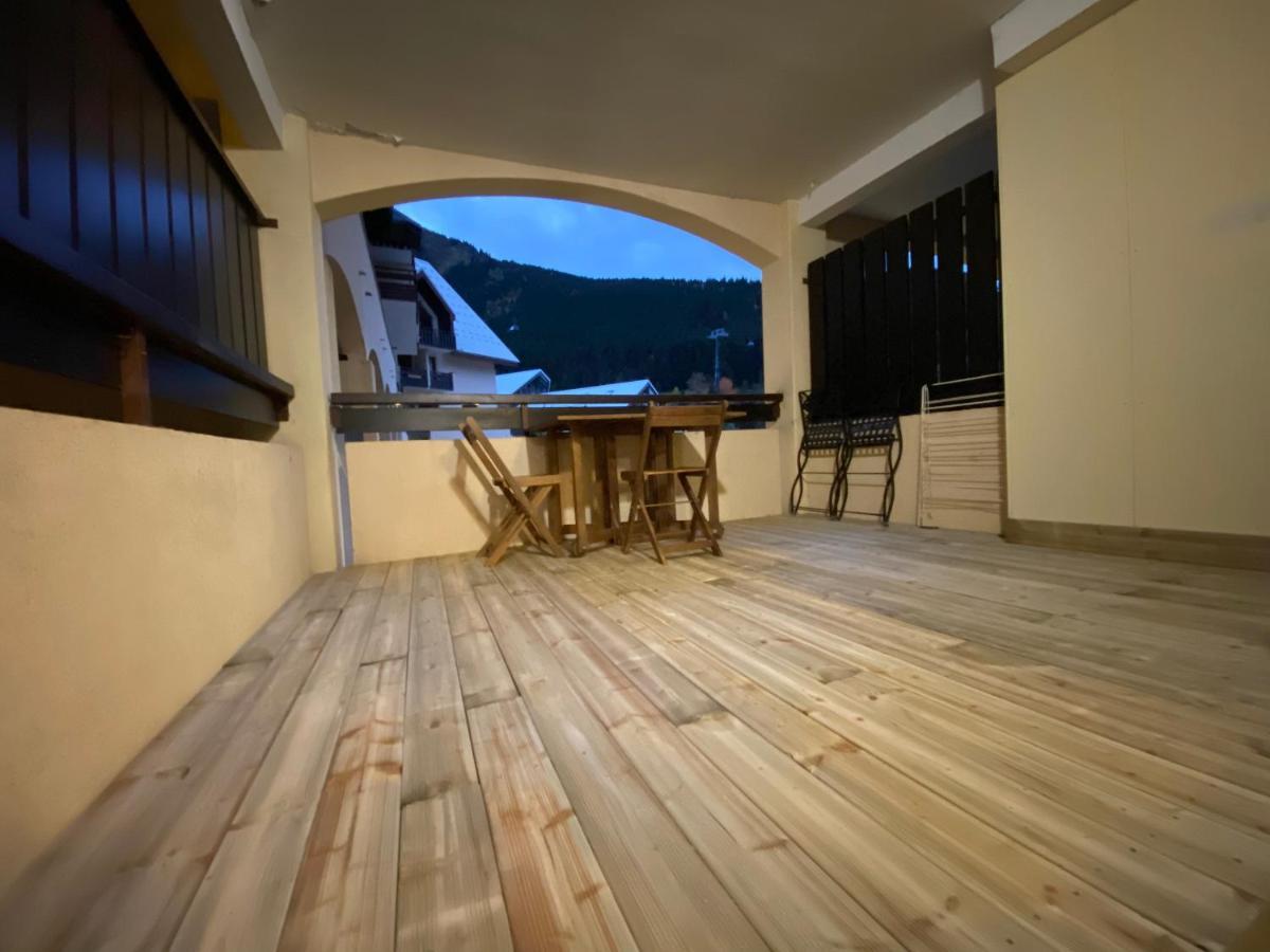 Poutran 2, Studio 4 Personnes Au Pied Des Pistes Avec Grande Terrasse Oz المظهر الخارجي الصورة